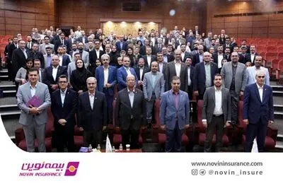 نمایندگان برتر بیمه نوین در سال ۱۴۰۱ تقدیر شدند