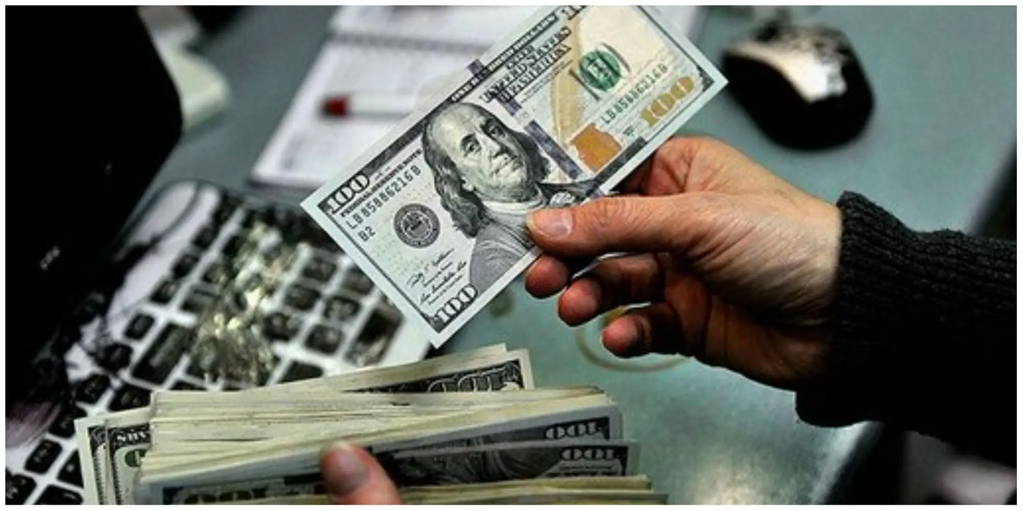 پیش بینی قیمت دلار ۱ مهر ۱۴۰۳