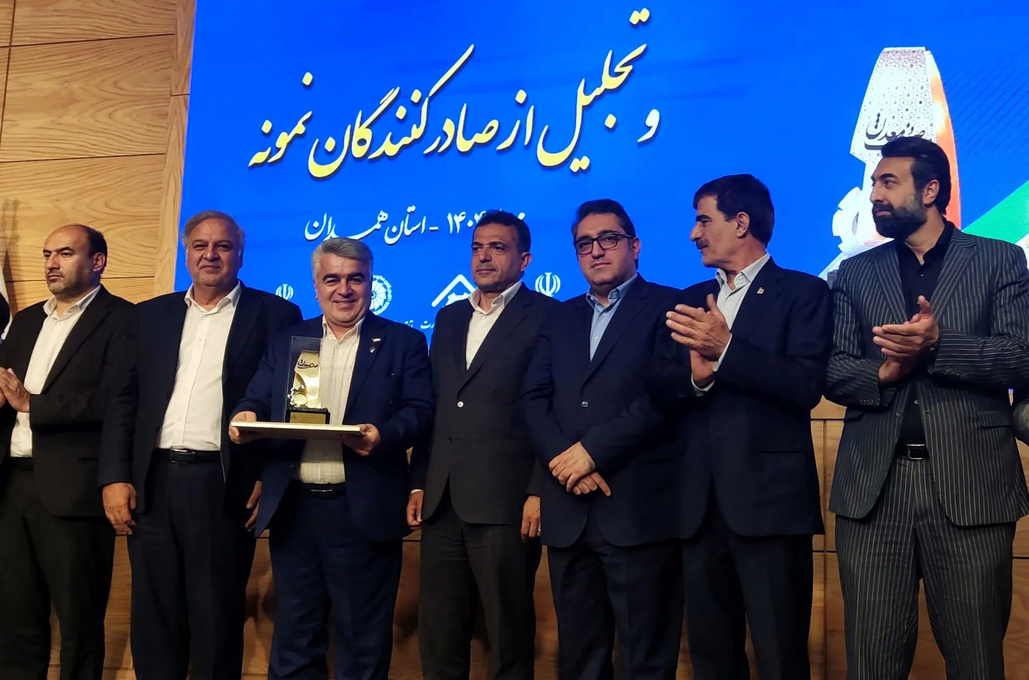 تقدیر از صبانور به عنوان واحد برتر معدنی در استان همدان
