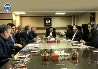 توسعه متوازن پرتفوی و تمرکز بر وصول مطالبات
