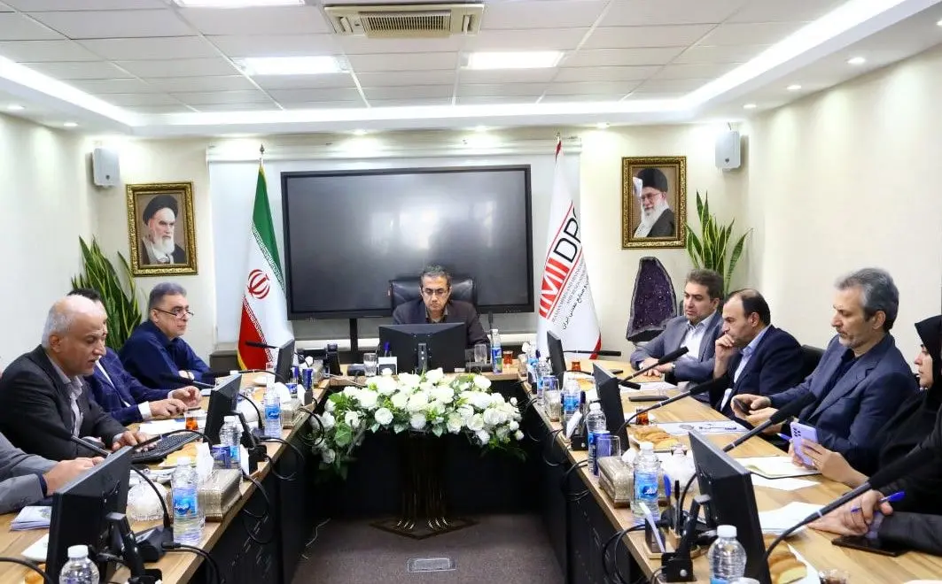 تاکید آقاجانلو بر حمایت مالی از طرح های توسعه فولاد کردستان

