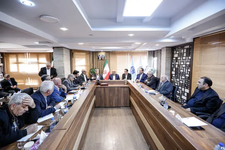 لزوم اصلاحات ساختاری صندوق‌های بازنشستگی با مشارکت دولت، کارگران و بازنشستگان/پرداخت به‌موقع تعهدات دولت، شرط پایداری تأمین اجتماعی و رضایت بازنشستگان
