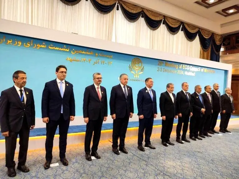 درخشش نام ماکو در اجلاس بین المللی وزرای امور خارجه اکو

