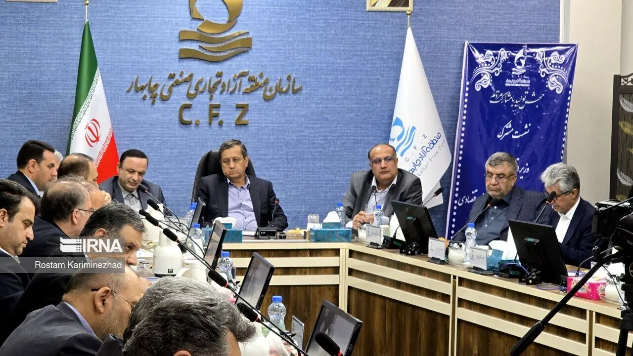 بروکراسی اداری و مشکلات پیش روی سرمایه گذاران چابهار حل می‌شود
