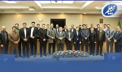تقدیر از نمایندگان برتر بیمه معلم با حضور مدیرعامل
