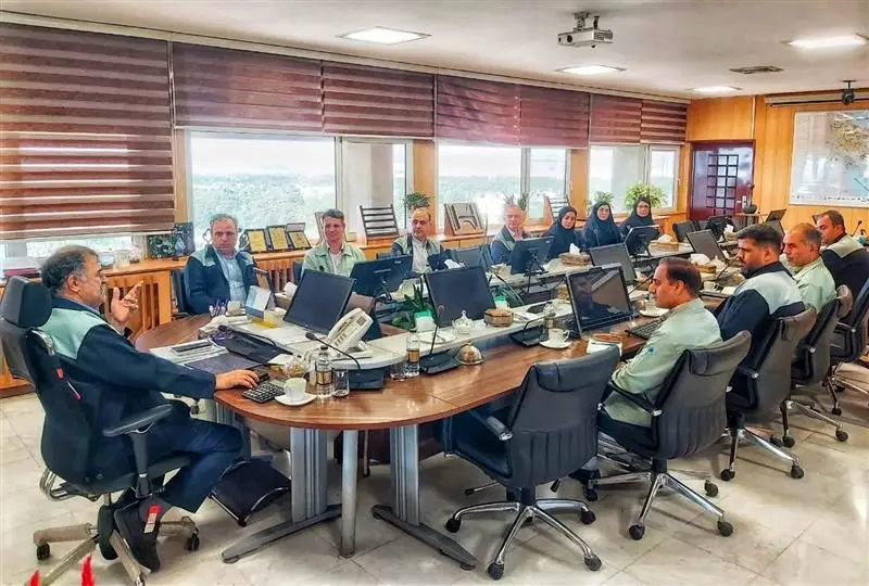 دیدار مدیرعامل ذوب آهن اصفهان با کارکنان مدیریت فناوری اطلاعات و هوشمندسازی