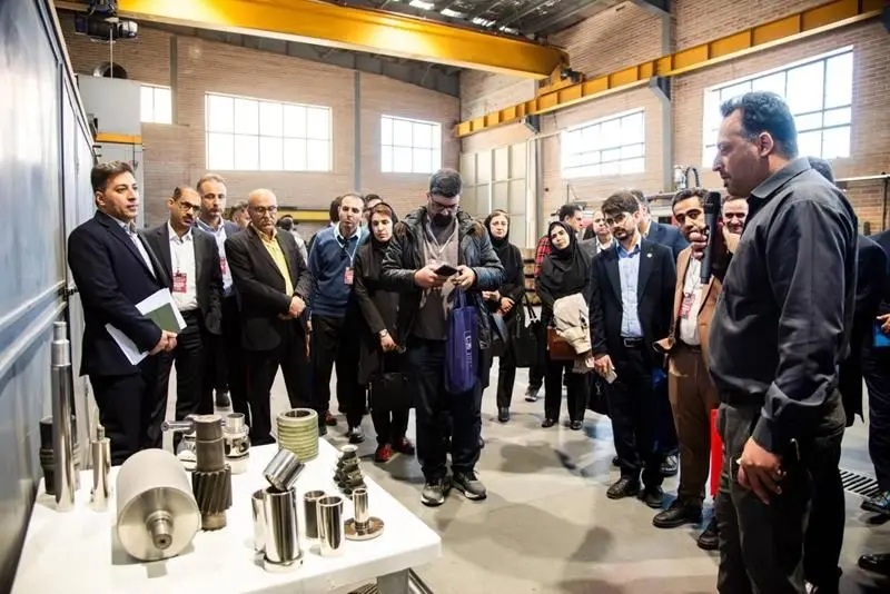 در یک‌سال گذشته، بخش قابل‌توجهی از موانع قانونی همکاری هلدینگ خلیج‌فارس با شرکت‌های دانش‌بنیان، فناورو دانشگاه‌ها برطرف شده/ فرصت‌ مطالعاتی برای اساتید دانشگاه و پژوهشگران در ۴۰ پروژه پژوهشی هلدینگ
