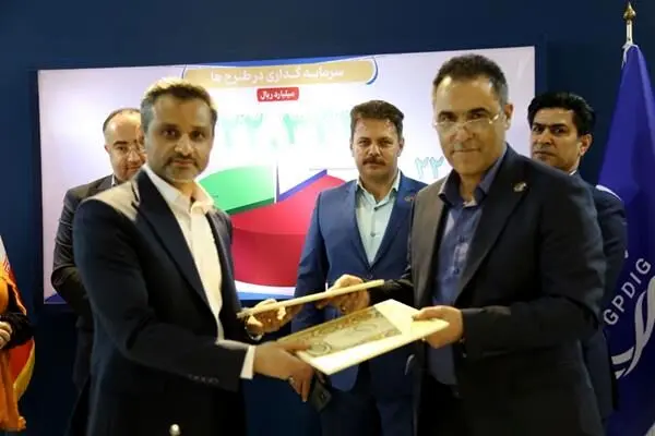 پتروشیمی ایلام با دو تفاهم‌نامه به استقبال پتروکم رفت
