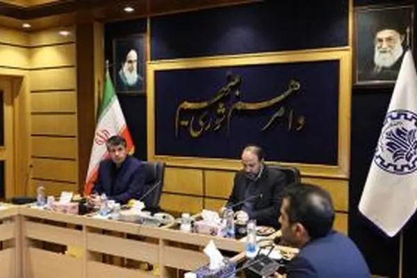 اگزیم بانک ایران ظرفیت تبدیل به بانک هوشمند را دارد
