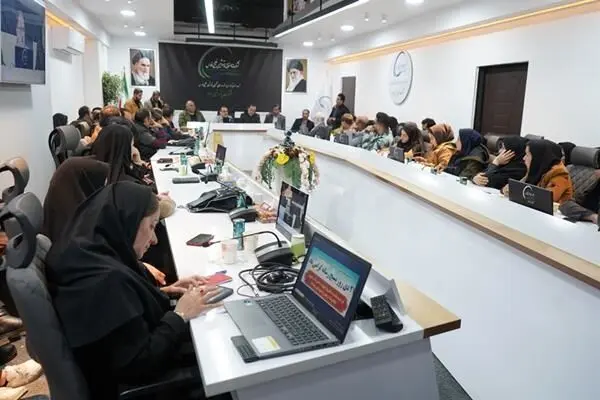 حضور چشمگیر رسانه‌های استان در پتروشیمی ایلام
