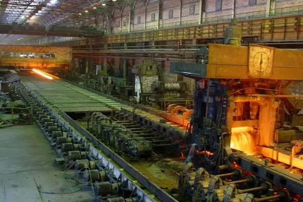 ذوب آهن اصفهان روی ریل رکورد تولید
