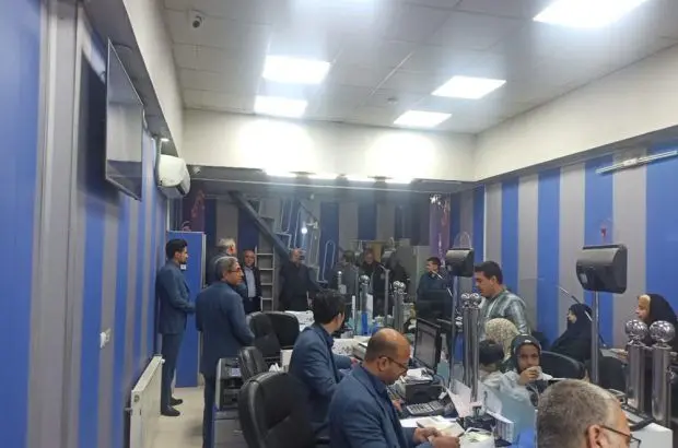 بازدید مدیرعامل موسسه و هیأت همراه از شعب مشهد
