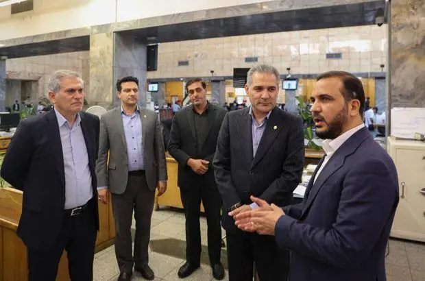 تقدیر نماینده مردم اهواز از عملکرد بانک ملی ایران
