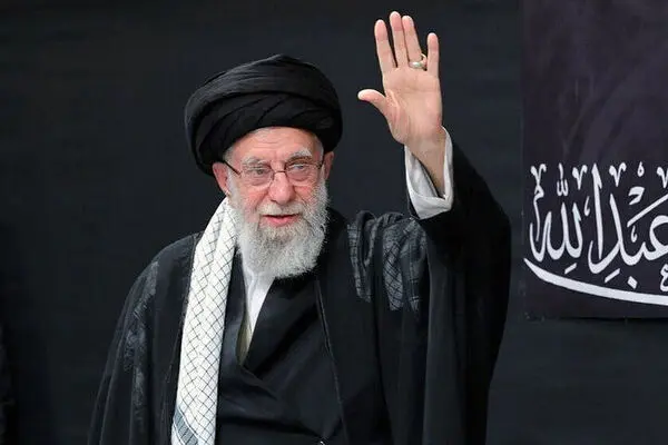 اعزام ۳۰ دستگاه اتوبوس از منطقه آزاد اروند برای حضور زائران در مراسم وداع با رهبر شهید
