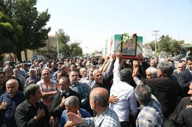 مراسم تشییع پیکر شهید جانباز سرافراز خیراله خواجه
