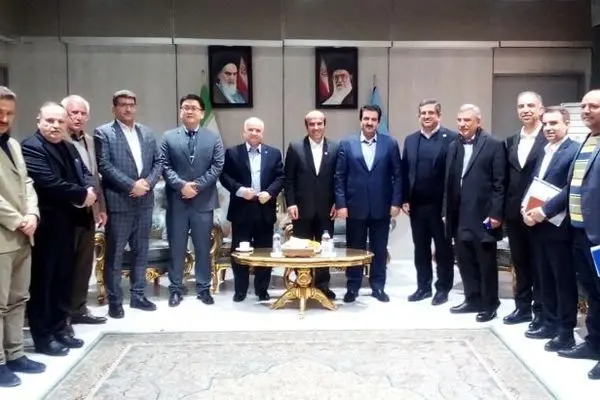 حمایت بانک رفاه کارگران از توسعه انرژی‌های تجدیدپذیر
