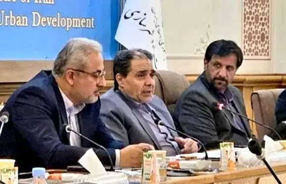برگزاری نشست مشترک‌ میان بیمه دی و وزارت راه و شهرسازی

