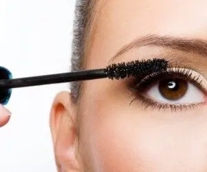 ساخت ریمل خانگی پرپشت کننده طبیعی و گیاهی مژه+ دستور