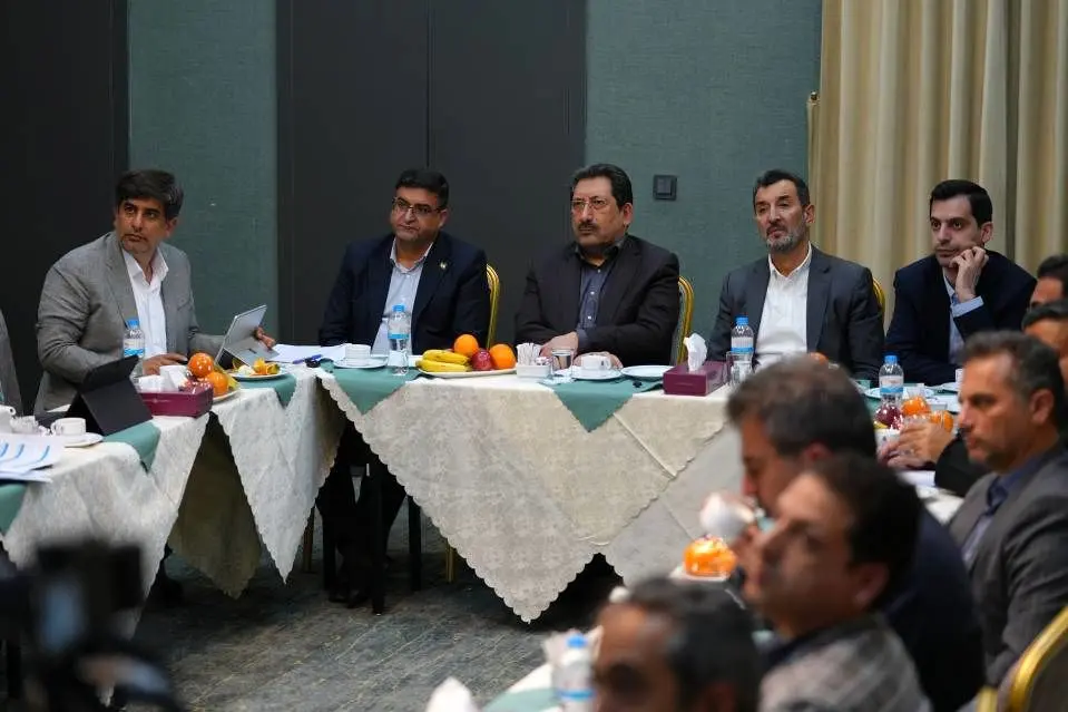 تامین ورق های فولادی با افزایش تولید داخلی و واردات
