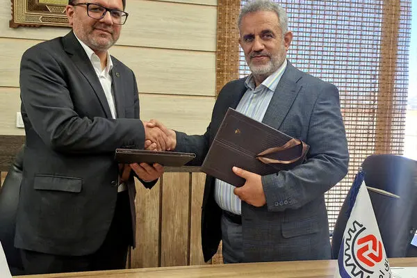 حمایت بانک مهر ایران از اصناف استان فارس
