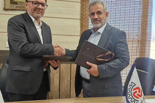 حمایت بانک مهر ایران از اصناف استان فارس
