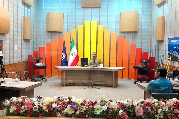 گفتگوی رادیویی مدیر بیمه دی در آذربایجان غربی با صدا ودسیمای استان