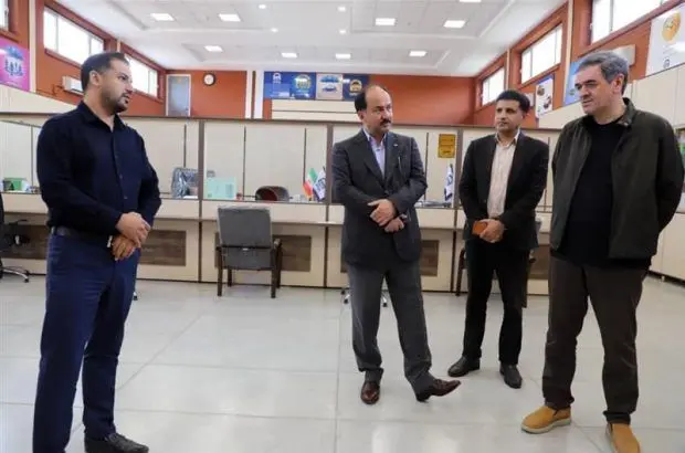 مطالبات نمایندگان بیمه پیگیری خواهد شد
