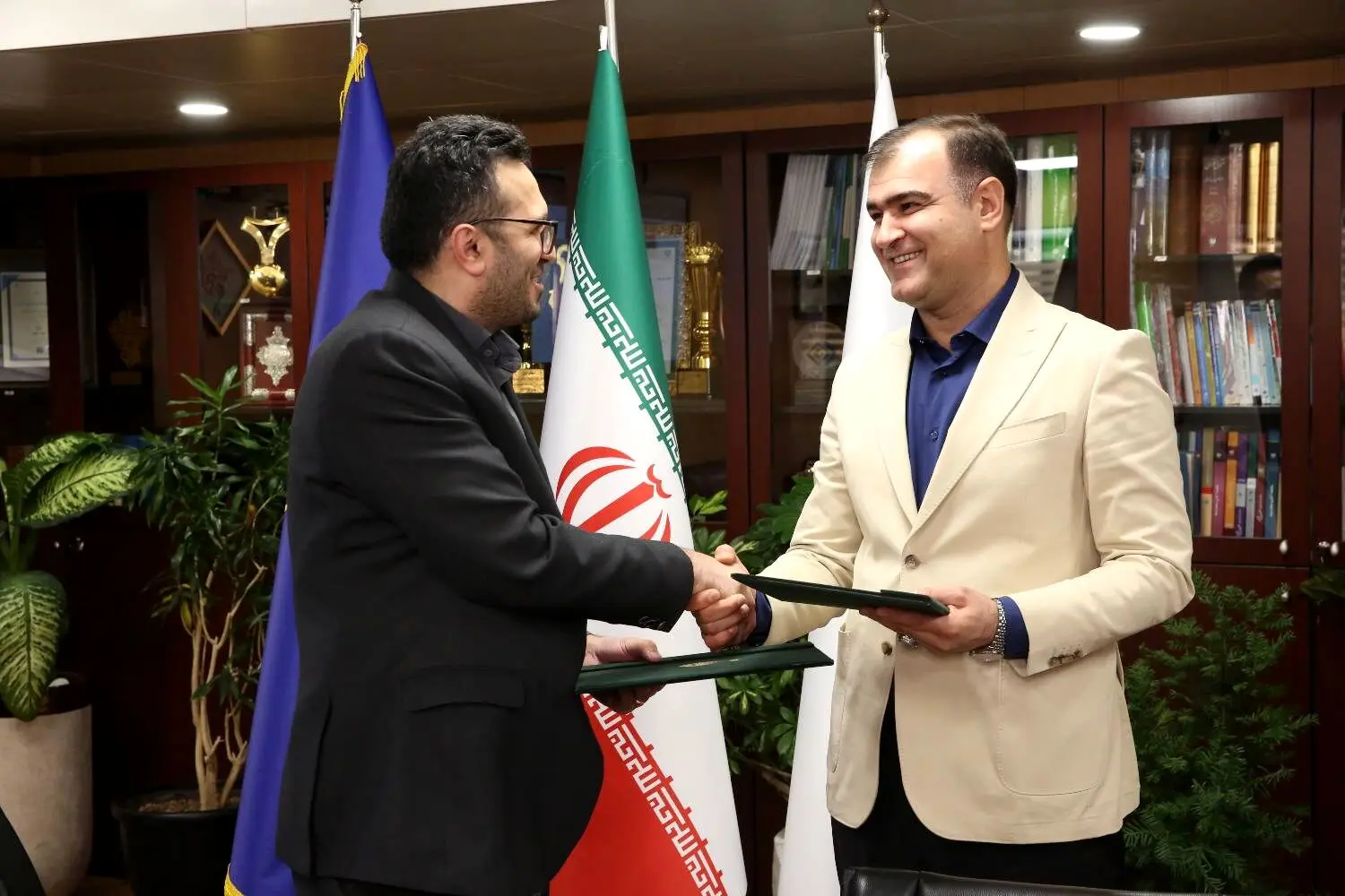 تفاهم نامه ای برای حمایت از نوآوران
