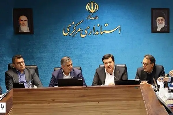 مدیرعامل بانک ملت به نمایندگی از وزیر اقتصاد، در سفر به استان مرکزی با مسؤولان استانی و فعالان اقتصادی دیدار و گفت و گو کرد
