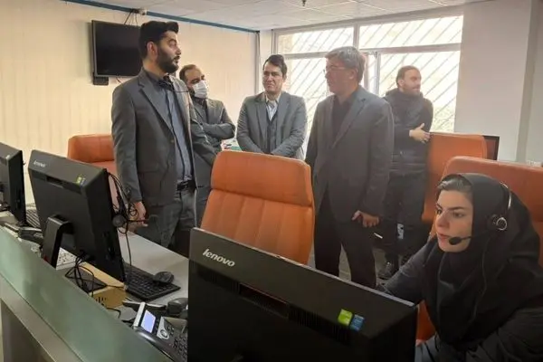 حضور میدانی مدیرعامل بیمه ایران در مرکز تماس
