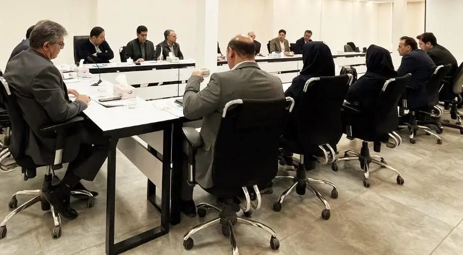 بیمه دی میزبان نشست کارگروه درمان شورای هماهنگی استان مرکزی با آزمایشگاه‌های مرجع
