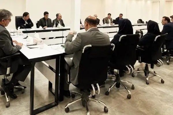 بیمه دی میزبان نشست کارگروه درمان شورای هماهنگی استان مرکزی با آزمایشگاه‌های مرجع
