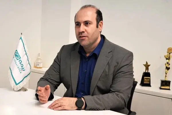 رشد ۲۰۰ درصدی فروش شعبه ممتاز مرکزی شرکت بیمه دی در سال ۱۴۰۴ / فروش بیش از ۵ همت بیمه نامه
