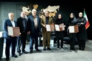 به مناسبت روز بیمه از همکاران نمونه بیمه پاسارگاد تقدیر شد
