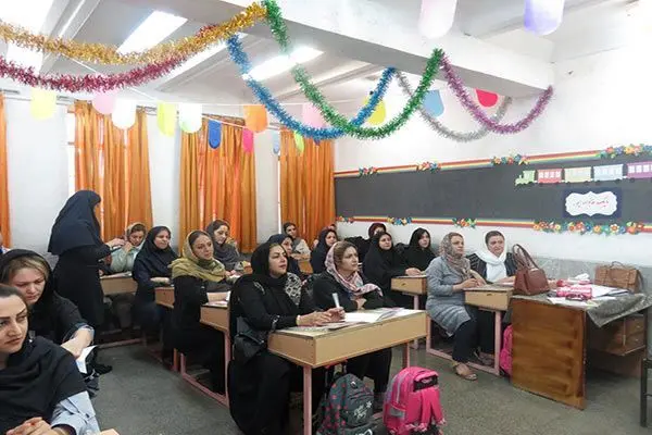 معرفی بهترین راه ارتباطی معلمین با اولیا دانش آموز  در مدارس