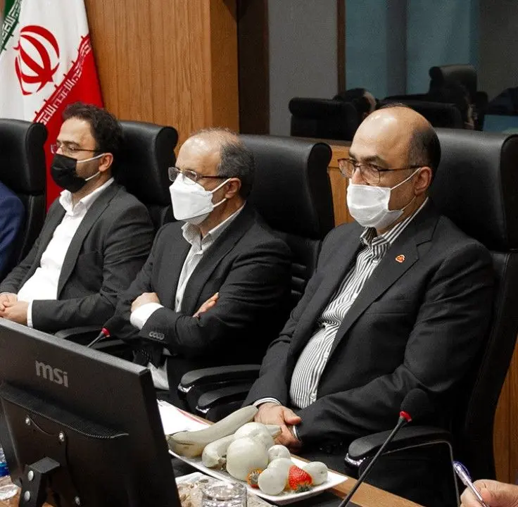 رونمایی از&quot;گواهی سپرده شمش طلا&quot;ی بانک ملت با حضور معاون وزیر صمت