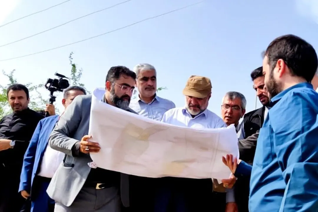 بازدید علی عسکری از محل احداث پارک فناوری پتروشیمی «فدک» در عسلویه