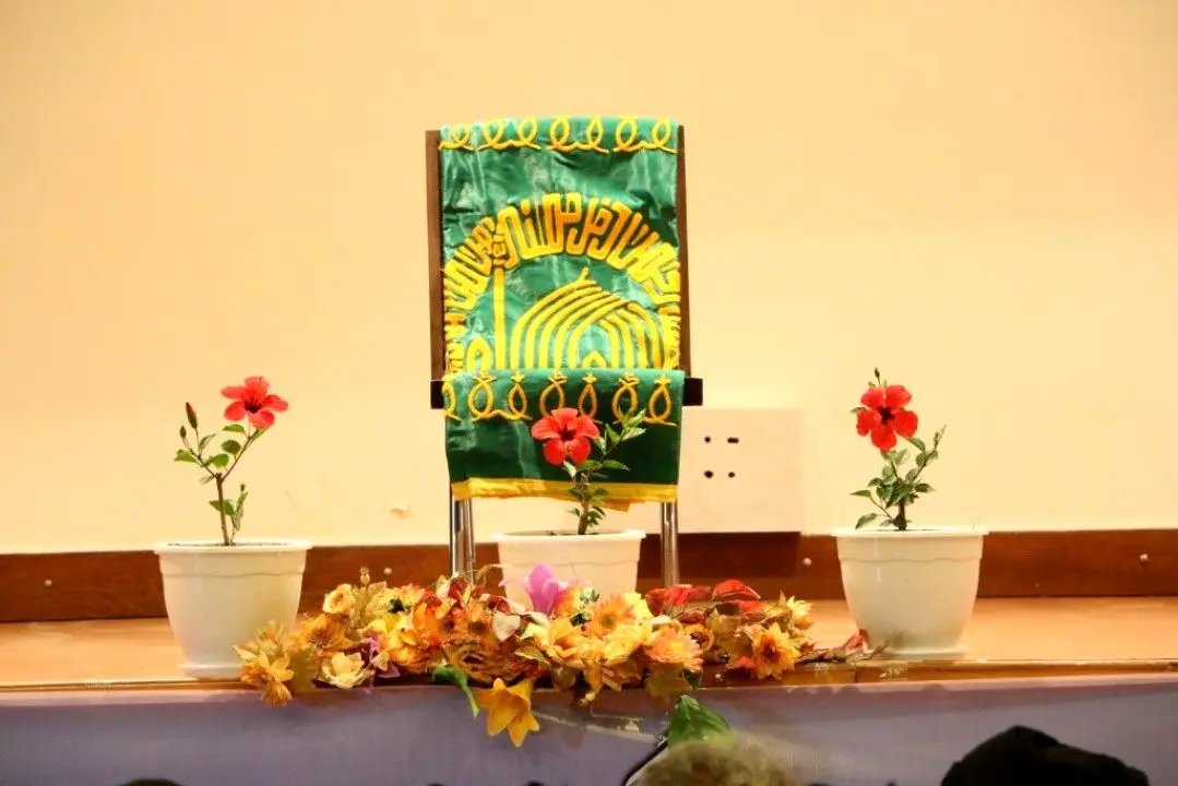 شمیم رضوی در کارخانه لوله گستر اسفراین