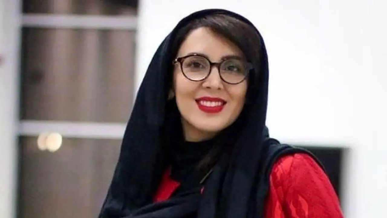 ببینید | استراحت لیلا بلوکات در ویلای لاکچری لب استخر