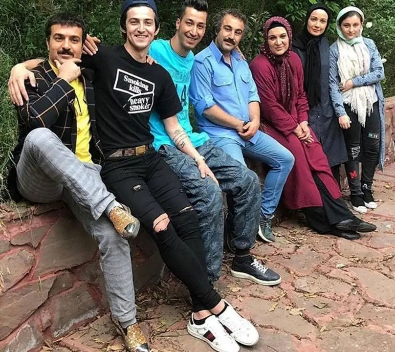 ببینید | کتک زدن خانم بازیگر توسط شوهر بازیگر سریال پایتخت و همسرش