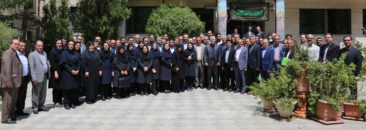 امروز در شرایطی هستیم که پست بانک ایران می تواند با بانکهای دولتی و خصوصی رقابت کند