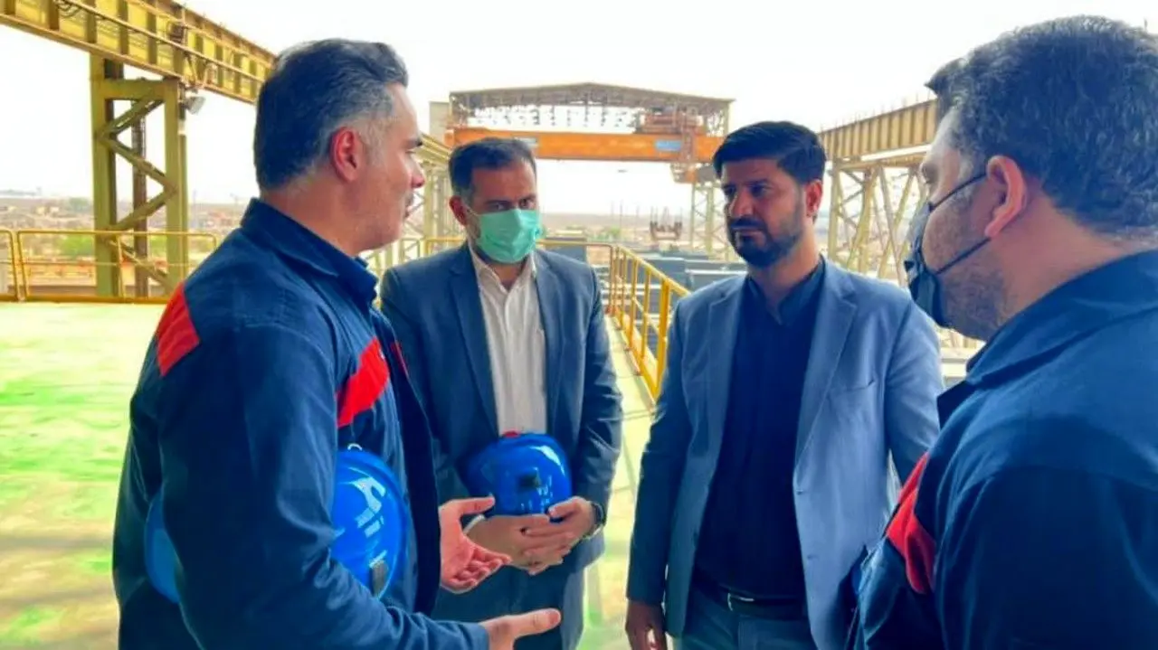 بازدید مدیر حراست شرکت سرمایه‌گذاری صندوق بازنشستگی کشوری از شرکت فولاد اکسین خوزستان