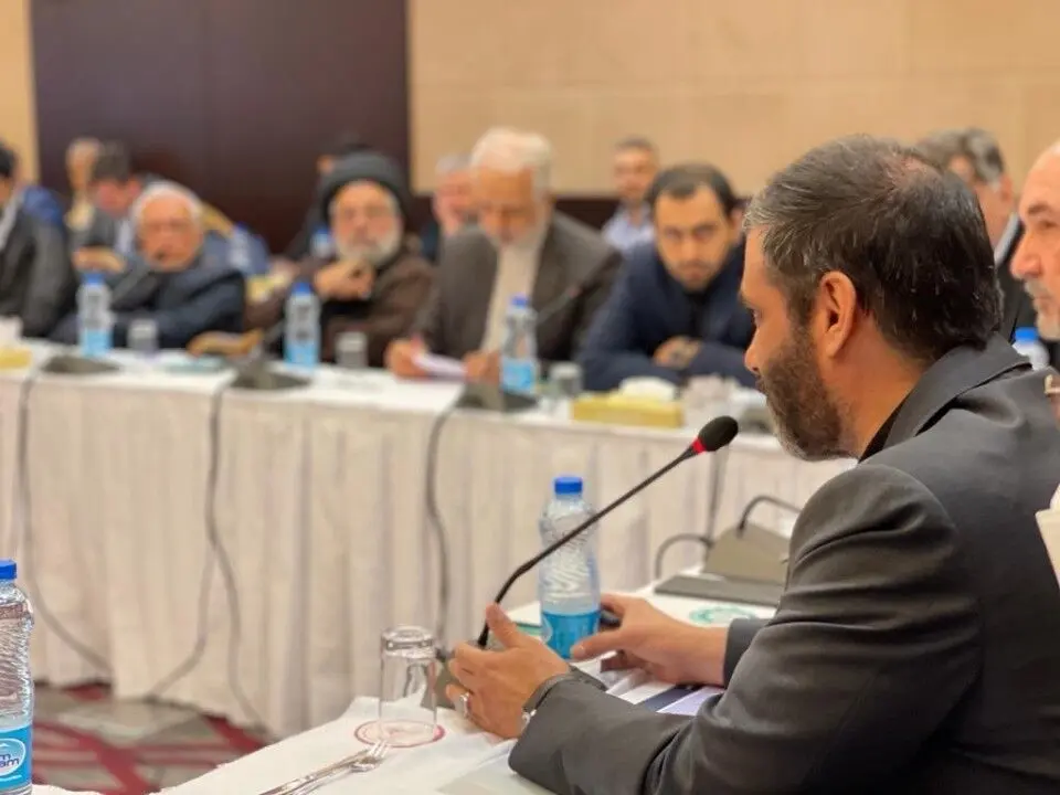 پیشگامی مناطق آزاد در ایجاد یک نشان تجاری واحد میان کشورهای جهان تشیع