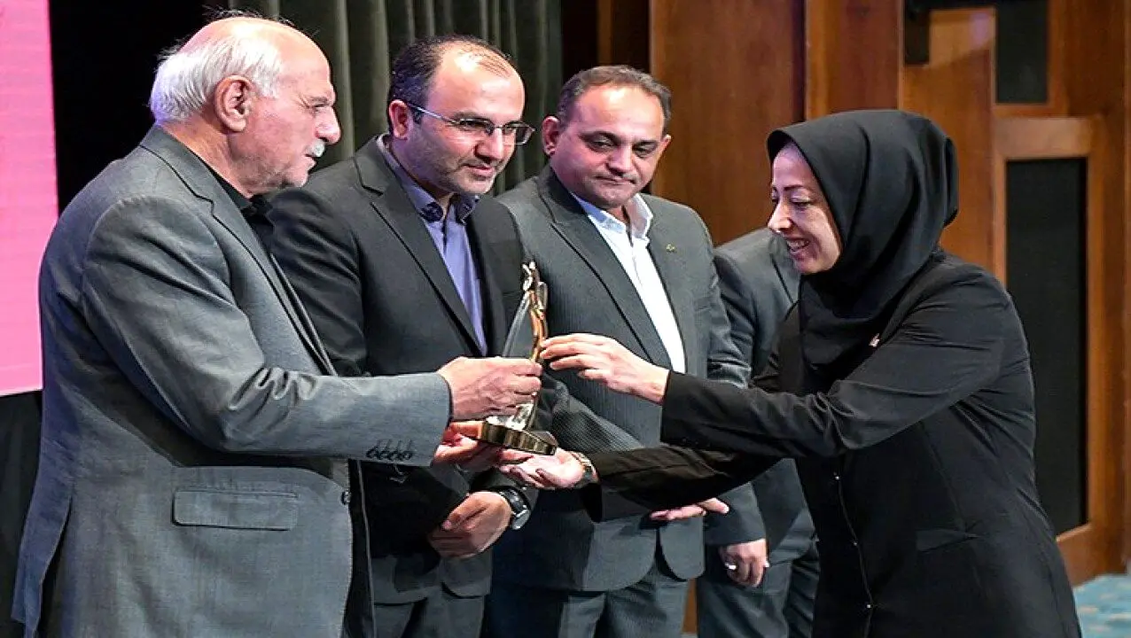 کسب رتبه نخست در "خدمات بانکی حضوری" مایه افتخار ماست