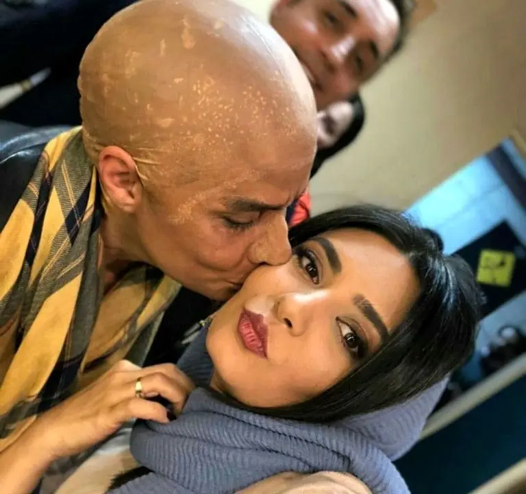 لیندا کیانی عزادار شد |‌ عکس تلخ و جگرسوز از لیندا کیانی