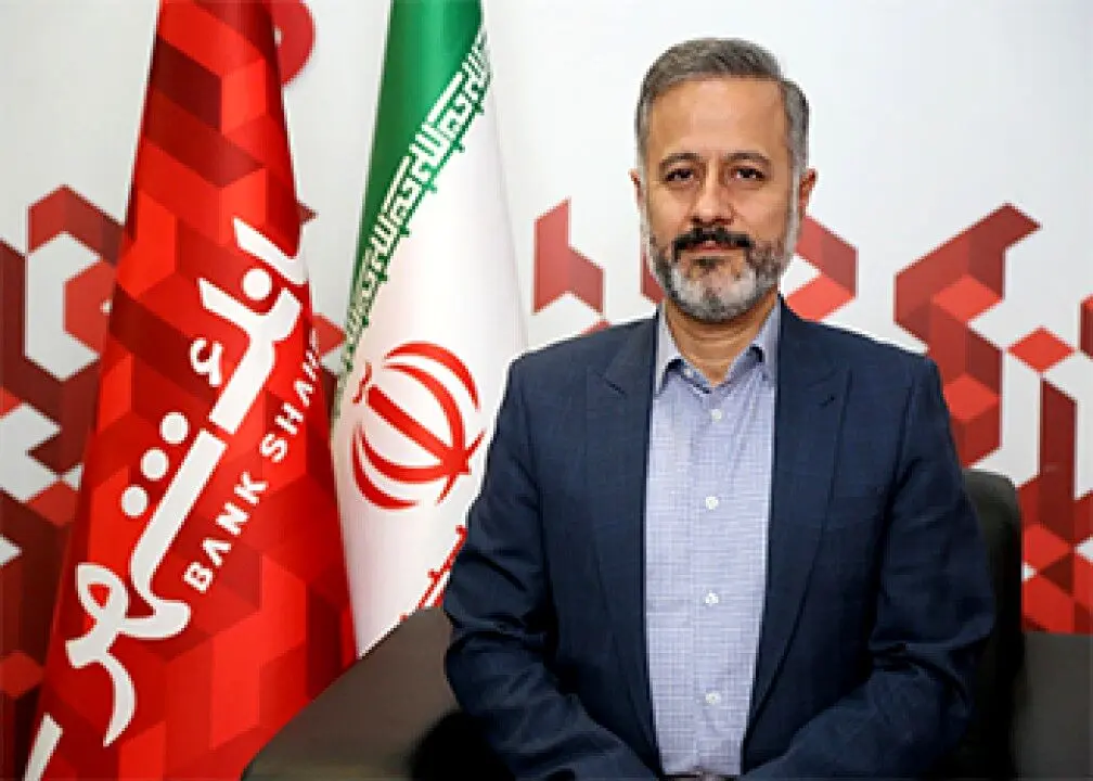 استقبال گسترده زائران اربعین حسینی از خدمات پولی بانک شهر در مرزهای کشور