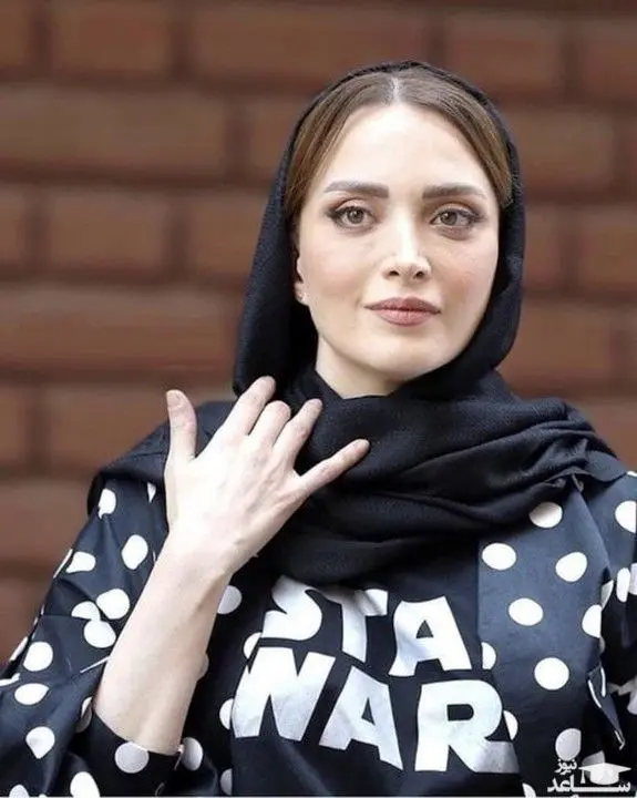 ببینید | بهنوش طباطبایی آبروی مجری مشهور تلویزیون را برد | حاضر جواب بهنوش طباطبایی کار دست مجری مشهور داد