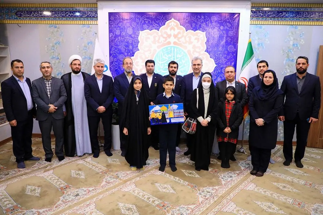 جوایز برگزیدگان پویش «نامهای به امام مهربان» اهدا شد