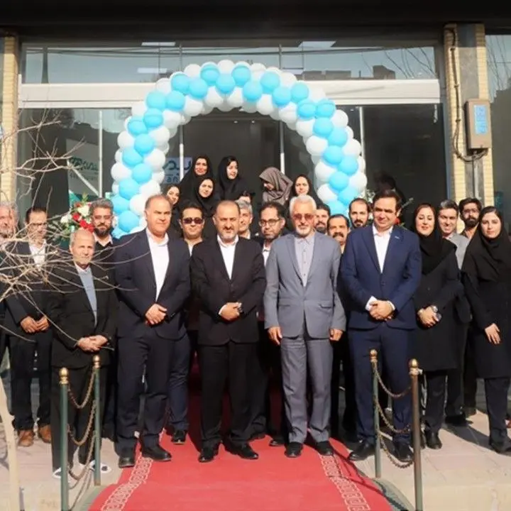 ساختمان جدید بیمه دی در یزد افتتاح شد