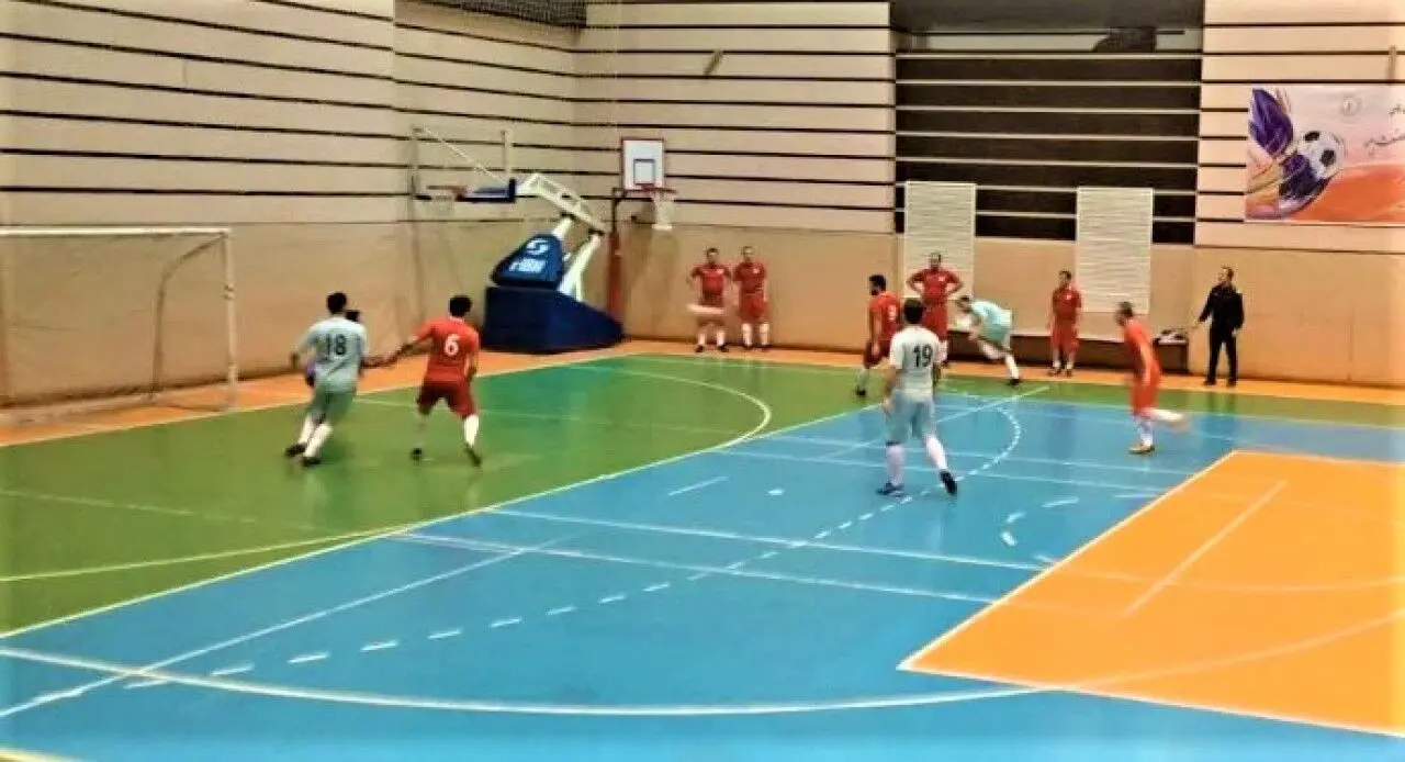 راهیابی پرقدرت بیمه ایران به مرحله یک هشتم فوتسال جام صنعت بیمه